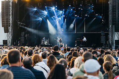 Agrandir l'image 2 sur 15, fenêtre modale