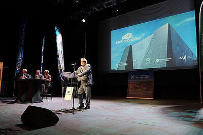 Agrandir l'image 6 sur 19, fenêtre modale